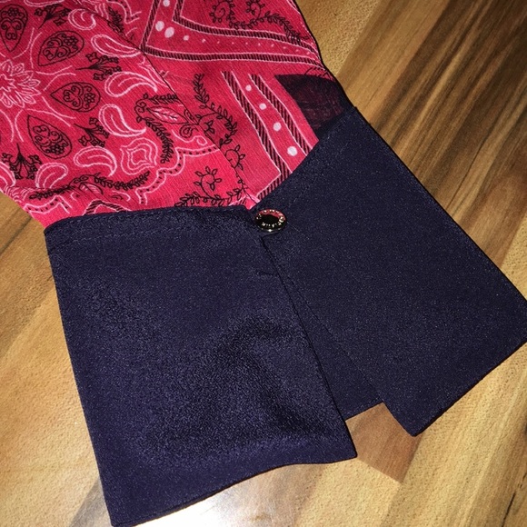 NWT Tommy Hilfiger Printed Longsleeve Peplum Top - Picture 9 of 9